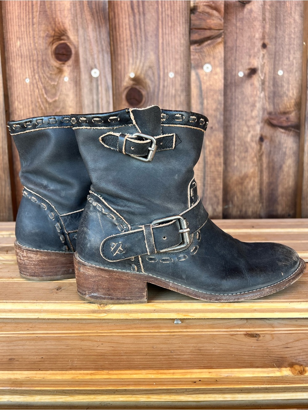 Musse & Cloud Distressed Black Leather Western/Moto Ankle Boots, Womens 9